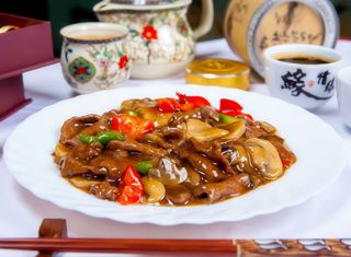 97. Vită cu legume și aromă de scoici