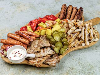 PLATOUL BUCATARULUI (4-6pers.)