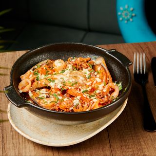 Tocănița de fructe de mare  