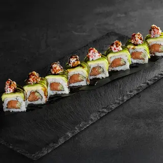 Avocado shrimps mix roll
