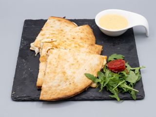 Quesadilla porcheta