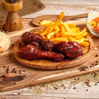 Pulpă de Pui Răscoaptă cu Usturoi