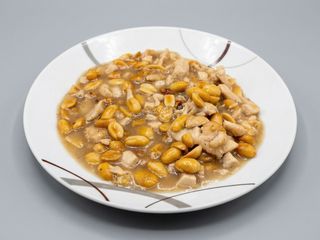 Pui cu alune