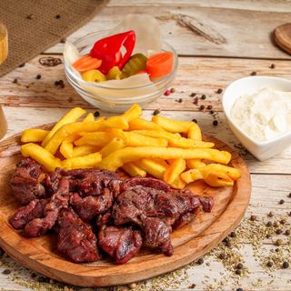 Meniu Pastramă de Oaie