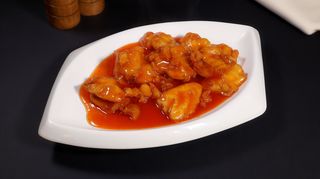 File de pește în sos dulce-acrișor