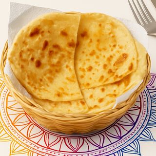  Chapati cu Brânză / Cheese Chapati