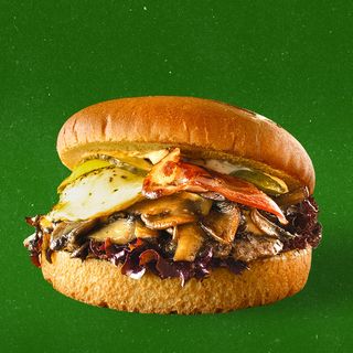 Farmer Joe Burger + Cartofi Prajiti