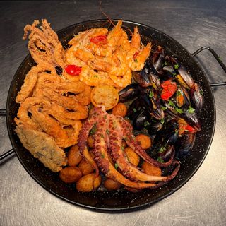 PLATOU CLANDESTIN (3-4 PERS) |2,4KG/2876KCAL|