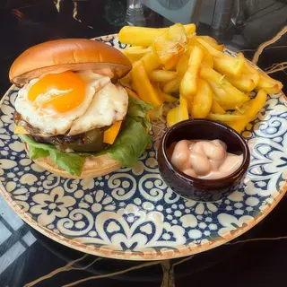 CINQUE BURGER | 600GR / 1807KCAL | 