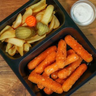 Meniu Mozzarella Sticks