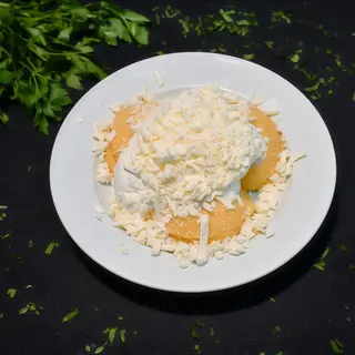 Mamaliguta cu branza de oaie si smantana - 600g