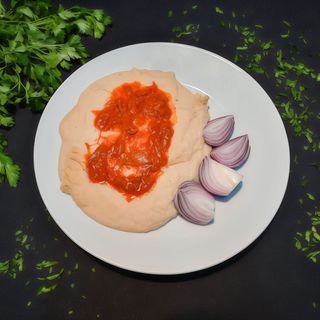 FASOLE FRECATA(500g) CU SOS DE CEAPA(100g) - 600g