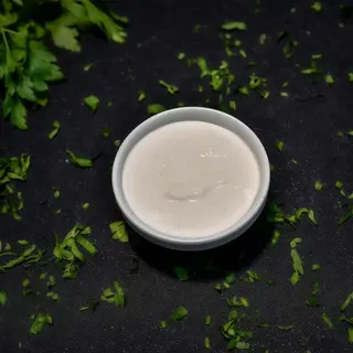 Sos de usturoi cu smantana - 50g