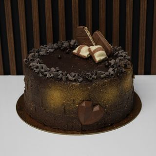 Tort Ciocolata  1,2 kg  ( 12 portii x 100g )