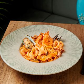 Paste cu mix fructe de mare