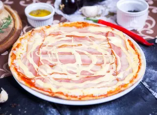 Pizza medie Carbonara