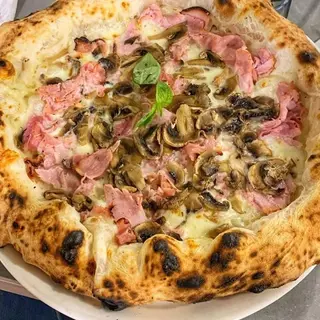 Prosciutto e Funghi
