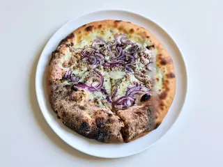 Pizza Tonno e Cipola
