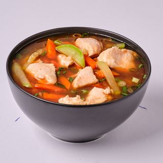 Ciorba de pui cu legume