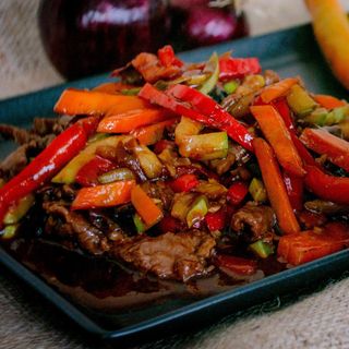 Pulpa de vita in sos curry