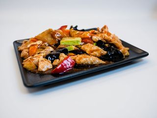 Pulpă de pui cu de toate