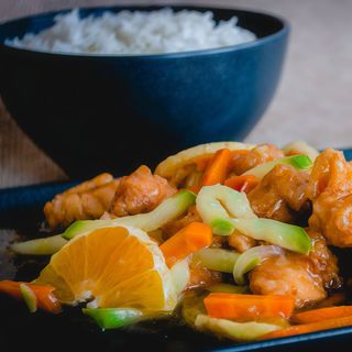 Pulpă de pui cu portocale