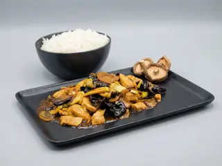 Piept de curcan cu 3 feluri de ciuperci
