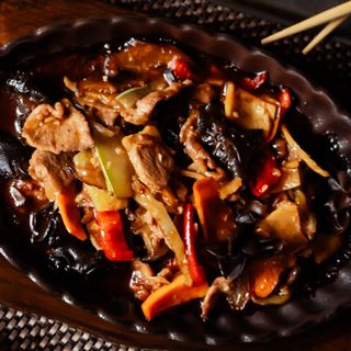 Pulpă de porc cu de toate