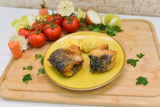 Macrou cu mamaliga si usturoi