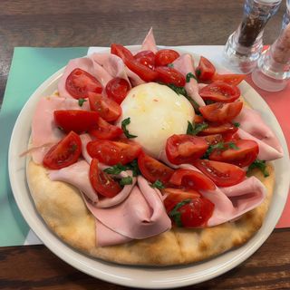 Pizza Burrata e Mortadella
