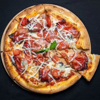 Pizza Quatro Fromagi Bacon