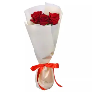 buchet cu 3 trandafiri rosii