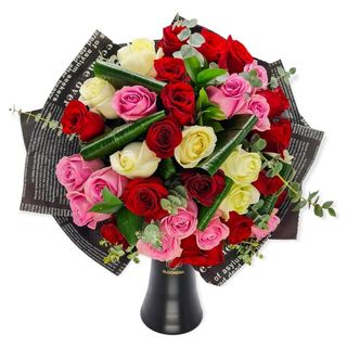 Buchet cu 33 trandafiri rosii roz si albi