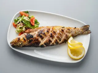 PASTRAV LA GRATAR CU MAMALIGUTA