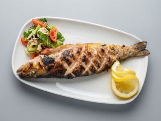 PASTRAV LA GRATAR CU MAMALIGUTA