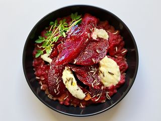 Salata de sfecla rosie