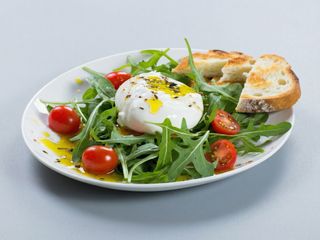 Salată tricolore