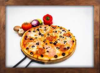 Pizza Prosciutto Salami Ø30cm