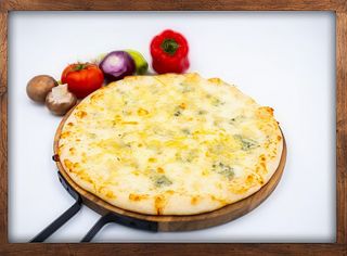 Pizza Five Cheese Ø30cm