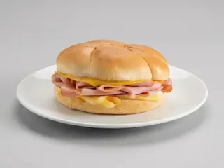 Sandwich cu sunca