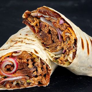 Baby Durum de pui + 1 porție de cartofi prăjiți-500g