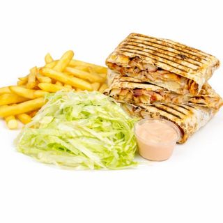 Arabeasca de pui + 1 porție de cartofi prăjiți-800g