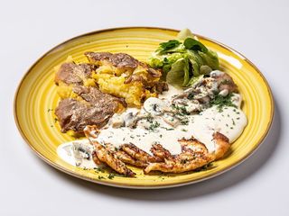 Piept de pui cu sos de ciuperci