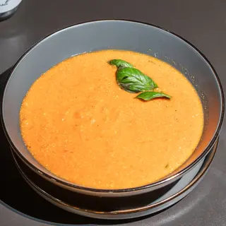 Supă Cremă de Roșii Coapte