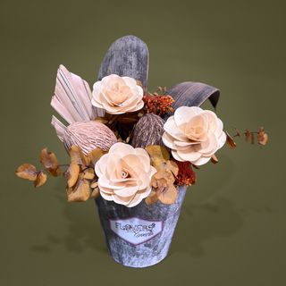 Aranjament cu nuca de cocos si flori uscate