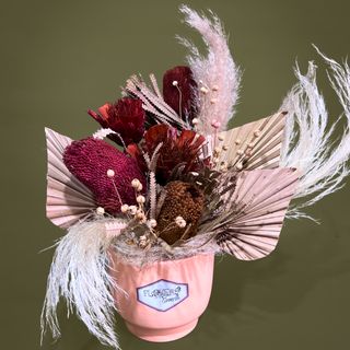 Aranjament cu protea si pampas