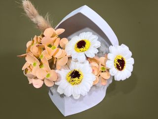 Aranjament cu flori de sapun