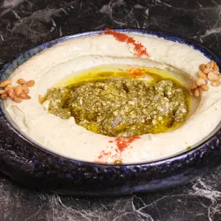 Hummus cu pesto