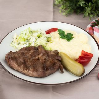 Meniu ceafă de porc la grătar