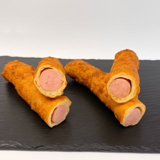 Langoș cu crenvurști 